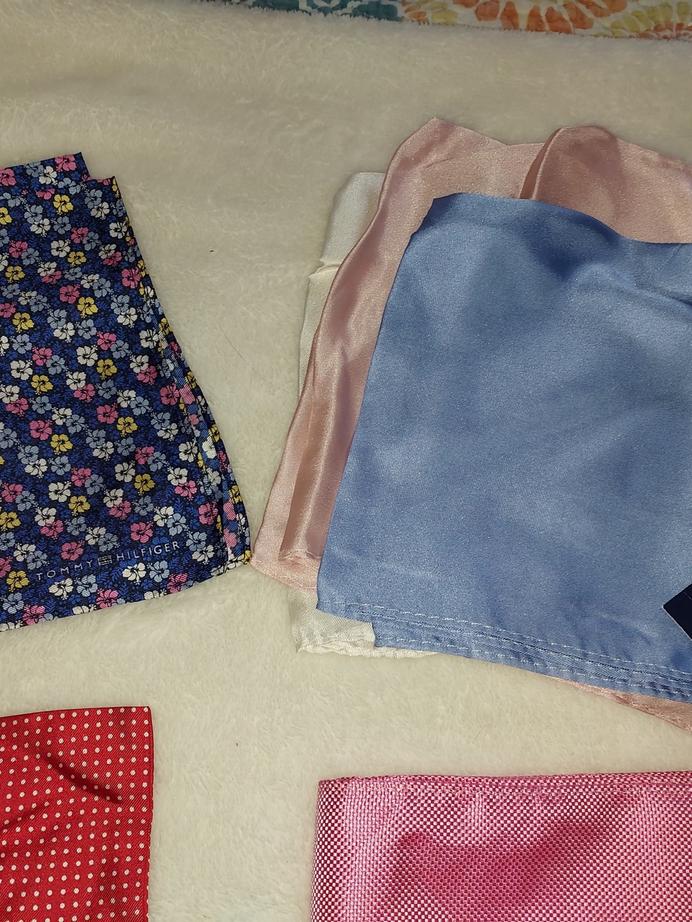 Tommy Hilfiger & Craft Room Pocket Squares - 10 Patterned & Solid - Picture 7 of 12